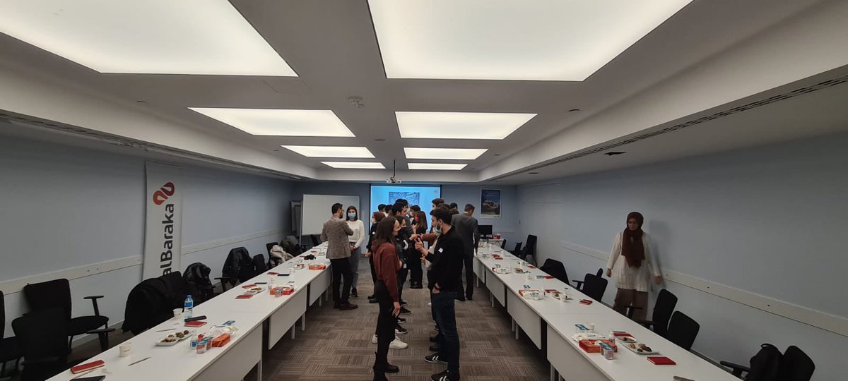 AlbarakaHayat's tweet photo. Ayaküstü Kariyer etkinlikleri kapsamında Yıldız Teknik Üniversitesi İşletme Kulübü misafirimiz oldu. https://t.co/MJE2DKMeHJ