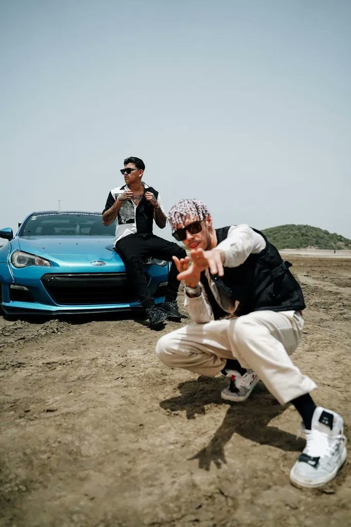 "En un coche veo adrenalina, diseño, imagen social, poder, efectividad, transporte y libertad". De esto y más habla <a href="/KiddKeo95Flames/">Kidd Keo</a> en su más reciente entrevista, que puedes leer desde este enlace bit.ly/3EPAVjH <a href="/dbtraprecords/">DBTrap Empire</a>