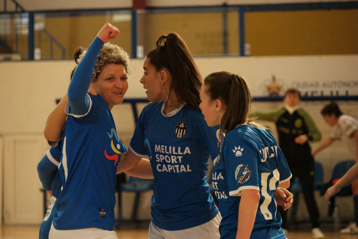 💥💥💥💥💥💥💥💥

¿Cómo os habéis levantado hoy?

☕️☕️☕️☕️☕️☕️

Nuestro filial lo ha hecho en la posición de 

🅻í🅳🅴🆁🅴🆂

Fuente: <a href="/al_pivot/">Balones Al Pívot</a>