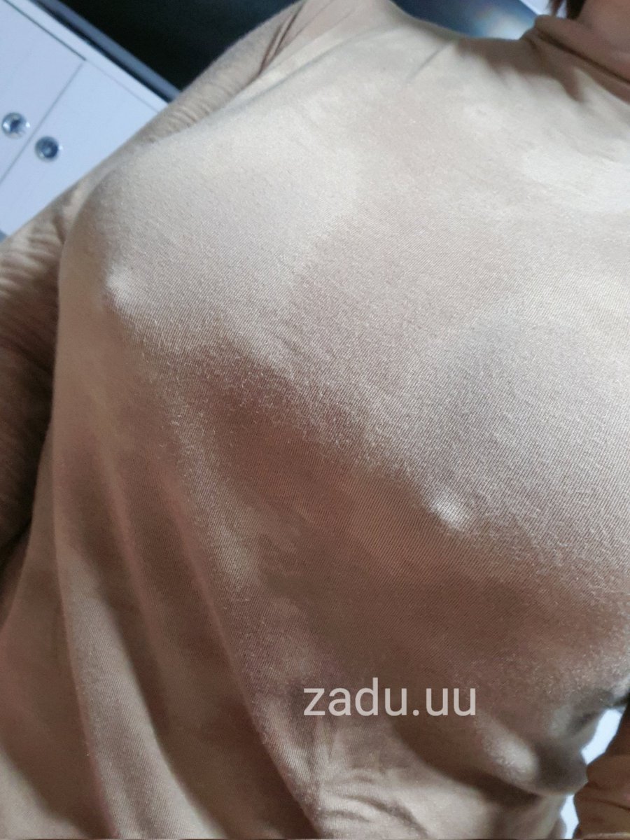 자두 운동하고왔어요..

#땀복효과
#땀자두
#허벅지덜덜
#근돼되는거아니니
#육덕자두
#뱃살자두
#씻어야는데
#누가좀씻겨주세효