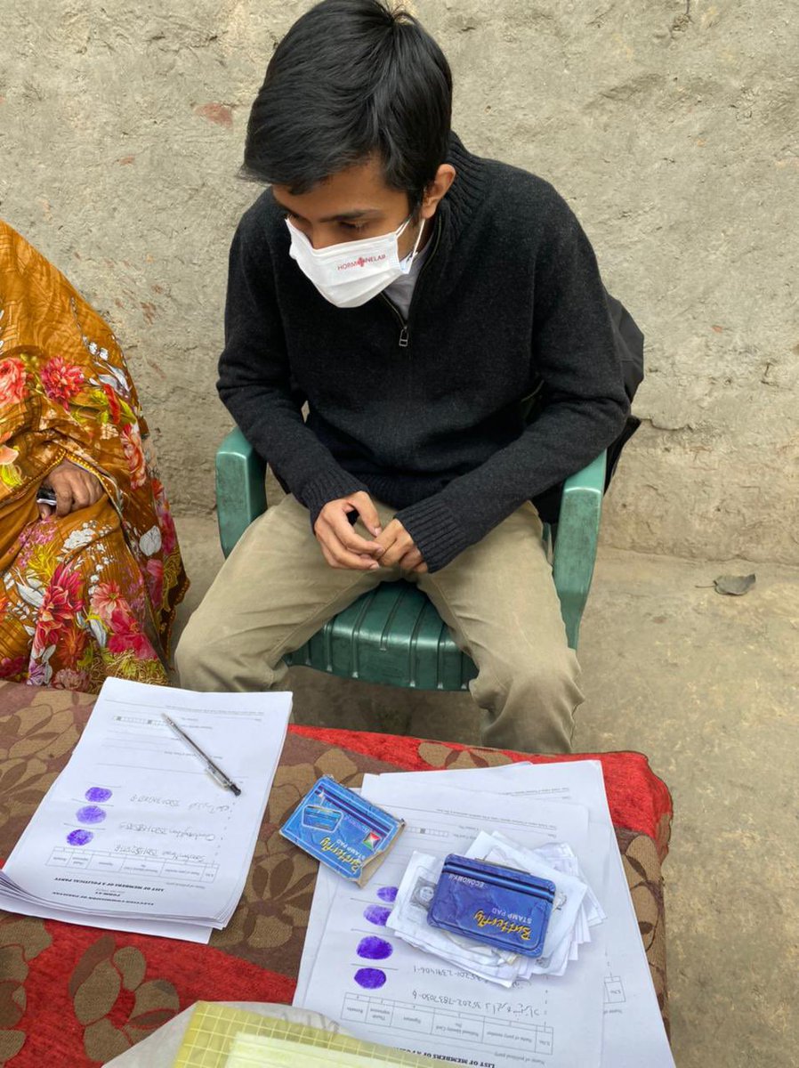 Haqooq_e_Khalq's tweet photo. Thanks to @DrAliahaider @Nosheen_Z
@CancerbioC team and volunteers for successful HKM medical testing camp at Shareefpura.
The data will show health conditions in this area, largely comprised of steel factory workers who are suffering from air and water related illnesses. https://t.co/lrk4hu3iEV