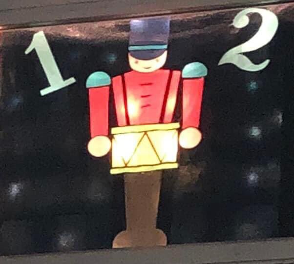 Uppermill_Advent tweet media
