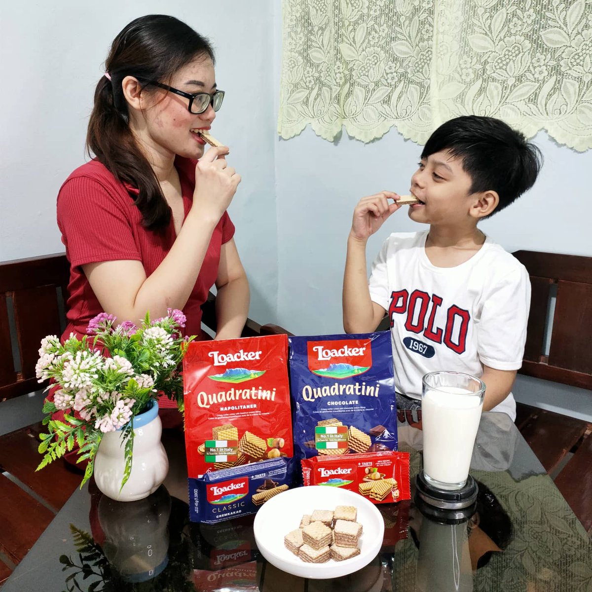aemieee's tweet photo. Enjoying the pure goodness of our favorite Loacker wafer 🥰😋
#MoreThanGood
#LoackerPH
#GoodnessIsAChoice
#PureGoodness
@LoackerUSA https://t.co/ogpiK4RmYZ