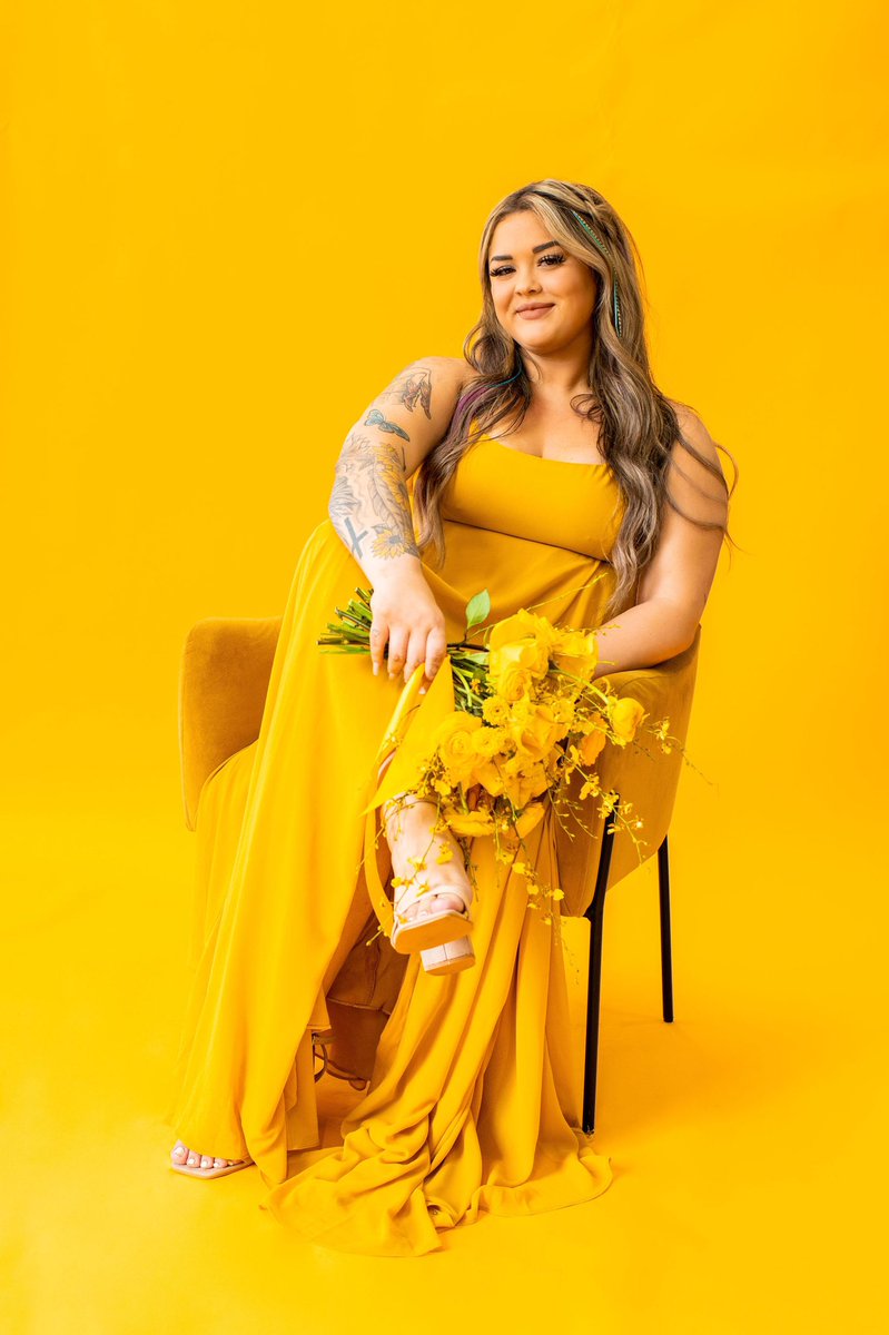 Just finished uploading the styled shoot from last weekend and I’m obsessed 🥺💛✨ <a href="/PinaTaylotta/">Taylor 🌿</a>