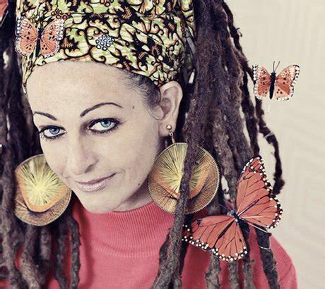 BAPF61's tweet photo. ARI UP 🖤🔥🌹🔥🖤 #ariup 
Ariane Daniele Forster (1962 –2010) 
 📷 first  beautiful photo by #BrianNevill 📷 featured in the #SamKnee’s book ‘Untypical Girls’ #TheSlits https://t.co/j9KkorZO5V