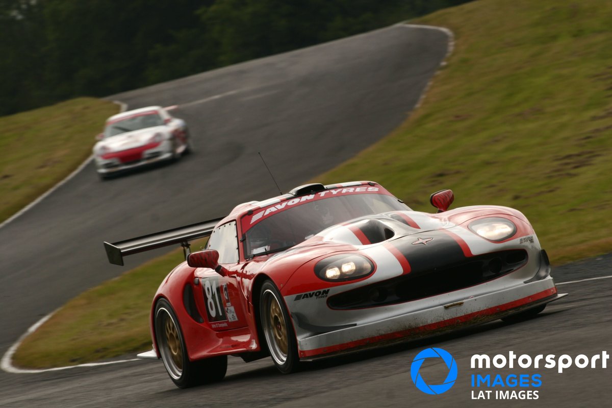 Need cheering up? Here's a Marcos Mantis that looks like the happiest racing car in the world 😃🥰🤗
