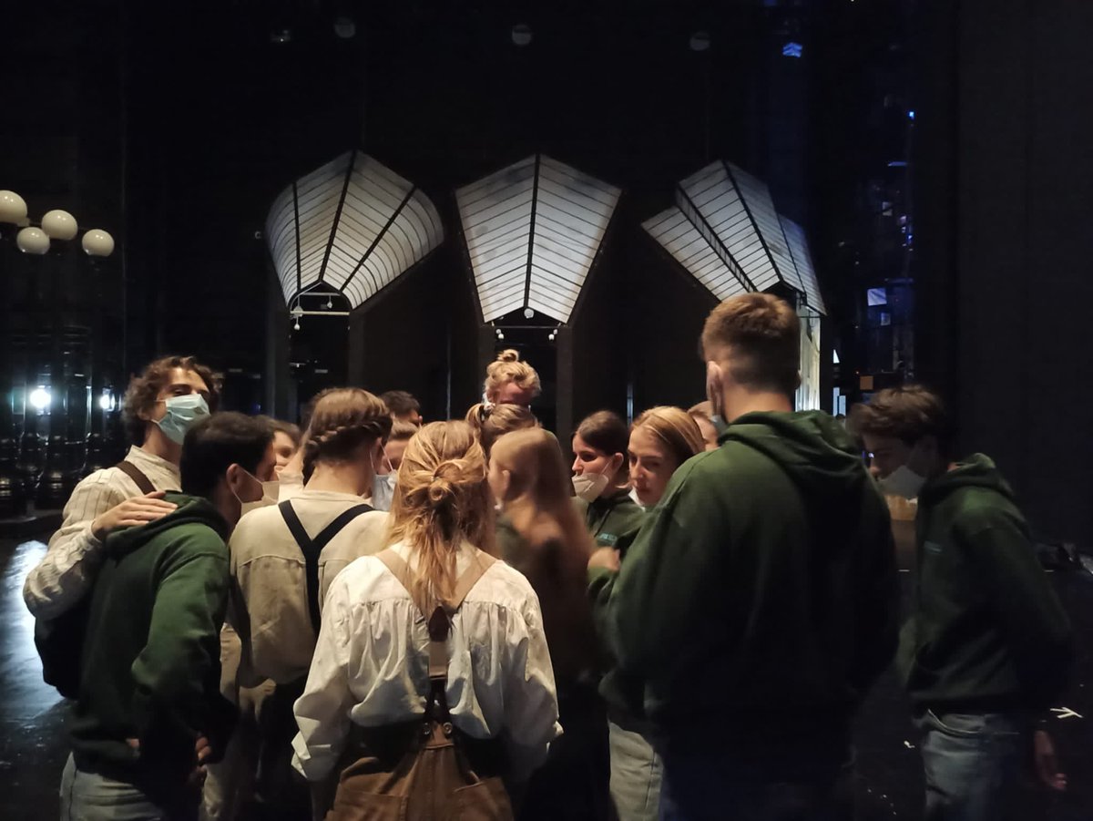 euscnetwork's tweet photo. 🎭 Behind the stage preparing the next scene of the #ErasmusPlus 2021 event

🔎 Get to know our project 👉 https://t.co/86pkkC79aS https://t.co/nXroQ59F9G