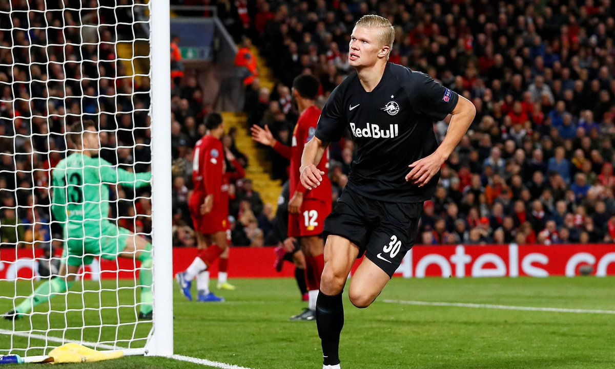 TeamKAdeyemi's tweet photo. Karim Adeyemi sets out to do what was done by Erling Haaland before him at Salzburg, to score at Anfield against Liverpool... 🏴󠁧󠁢󠁥󠁮󠁧󠁿 #UCL https://t.co/Q8gkBOF9Oy