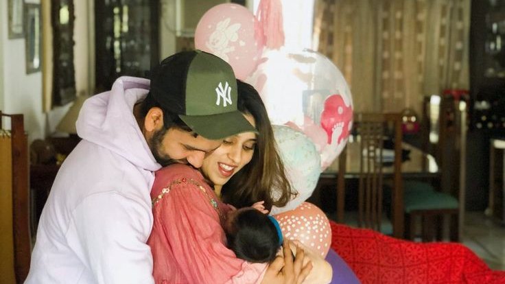 kartik_0716's tweet photo. @ImRitika45 @ritssajdeh @ImRo45 #6YearsOfRohika https://t.co/ncJo3lsv4W