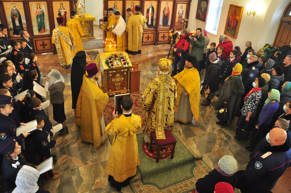 #новости_ВВКО

Казаки отметили День Андрея Первозванного

Ежегодно 13 декабря православные христиане отмечают День Андрея Первозванного – одного из двенадцати апостолов, учеников Иисуса Христа.

В этот Праздничный День Митрополит Самарский и… t2p.pw/Ultl0Vb7dD