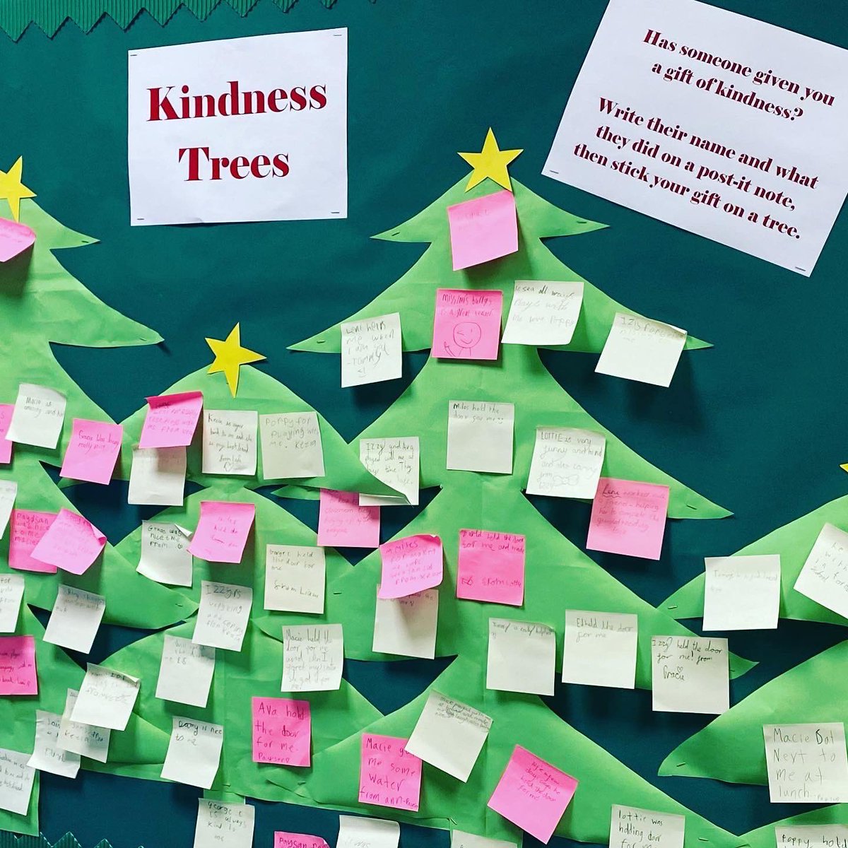 Akeley_Wood's tweet photo. We went to have a look at the Year 3 and 4 ‘Kindness Trees’ last week and were blown away by all of the lovely things our students do for one another. It was lovely to read. Well done Year 3 and 4. 👏 🎄
#AkeleyWoodSchool #Kindness #KindnessTrees #CognitaWay #ChristmasTree https://t.co/pmrFzzTH3x