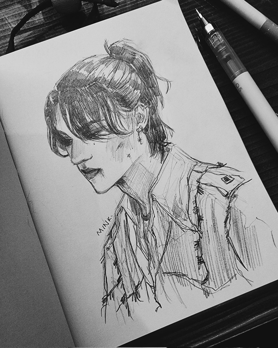 WOOYO WITH LONG HAIR I MISS THAT BOI SO MUCH https://t.co/TpaDkDNUJd 
