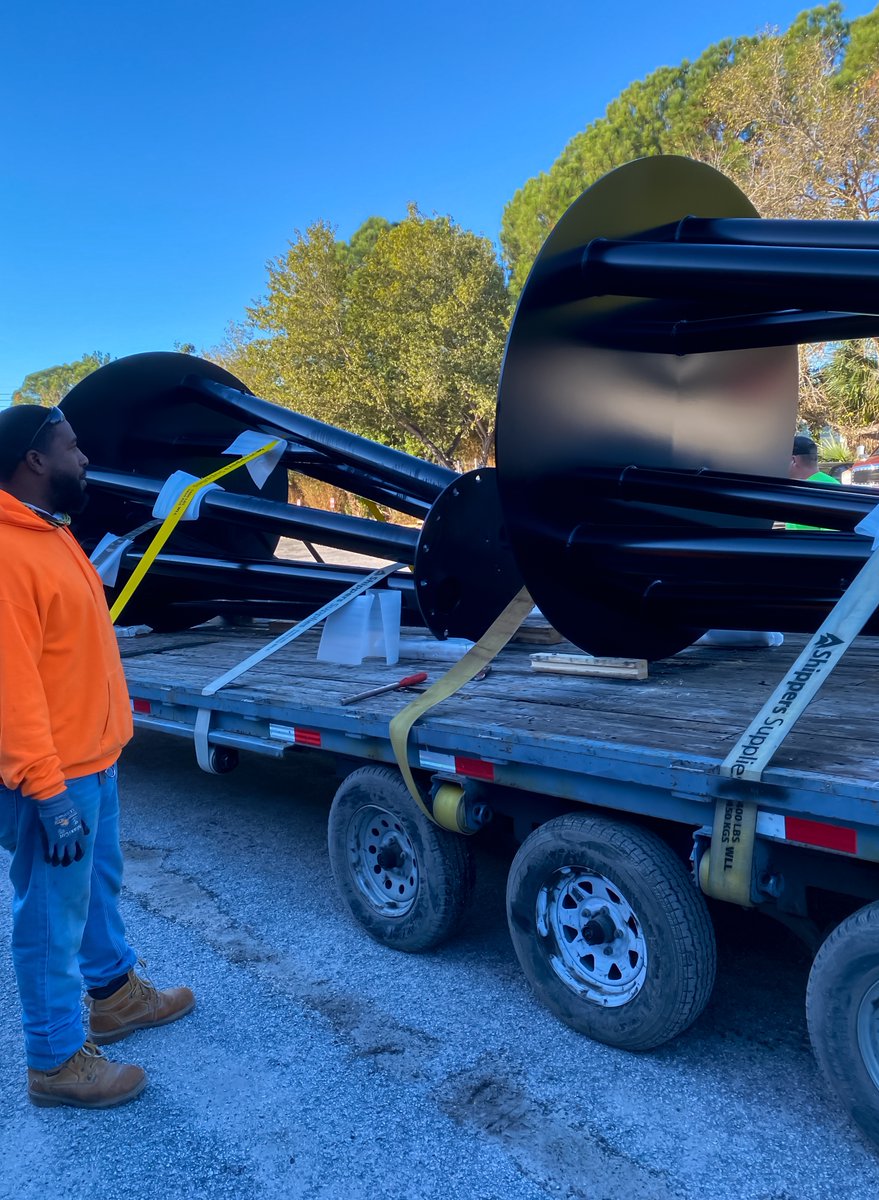 SundanceArch's tweet photo. These large steel columns are loaded up and ready for install!

#installation #manufacturing #fabrication #custom #construction #constructionindustry https://t.co/lFrPrqBptQ