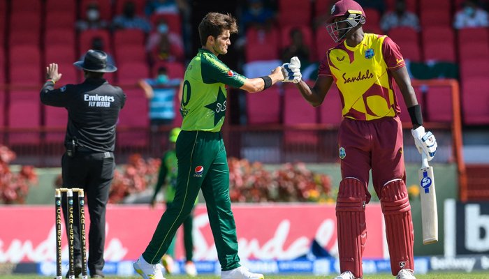 Nawaiwaqt_'s tweet photo. Live:
1st T20I (N), Karachi, Dec 13 2021, West Indies tour of Pakistan
#PakistanVS #WestIndies
#WestIndies won the toss and decide to bowl first.
#PakvsWI #T20I #Karachi #Pakistan #WestIndies
#BabarAzam #PCB #ICC
@TheRealPCBMedia @ICC
@babarazam258 https://t.co/OGiL2mGNwA