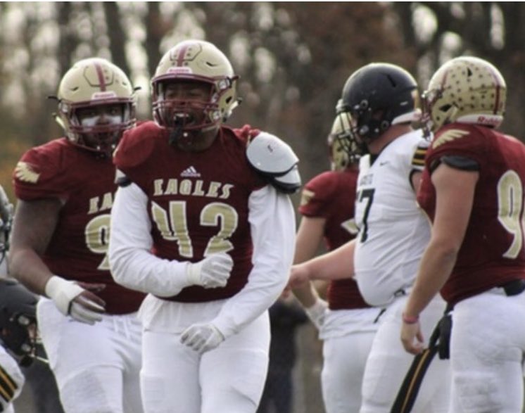 MckenzieHazzard's tweet photo. Blessed to receive my sixth offer from Bridgewater College 🙏🏾!! 
@CoachPurk 
@BH2OFootball 
@ACFriarFootball https://t.co/zgwNuRfjol