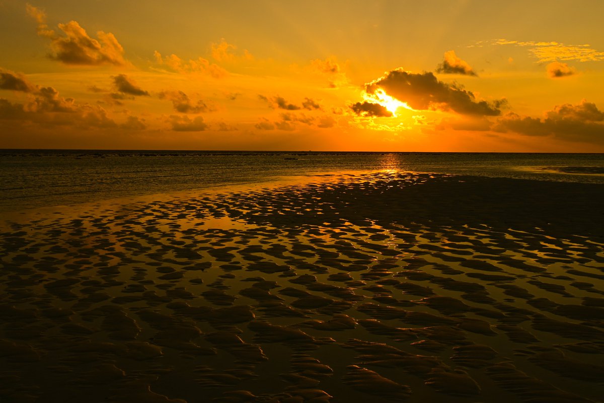 Great break away, great food, great staff, great sunsets #constancemoofushi #VisitMaldives
