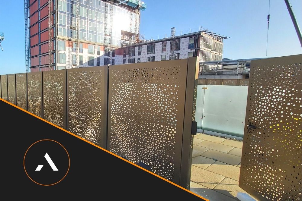 MapleFacades's tweet photo. We’re delighted to be working with Caddick Construction again. After collaborating on the Glasshouse car park in Cheshire, we’re installing a versatile rooftop screening system on the SOYO mixed-use development in Leeds. 

Read the full article 👉 https://t.co/zIZMUlnTD1 https://t.co/jlGH5iRjbY