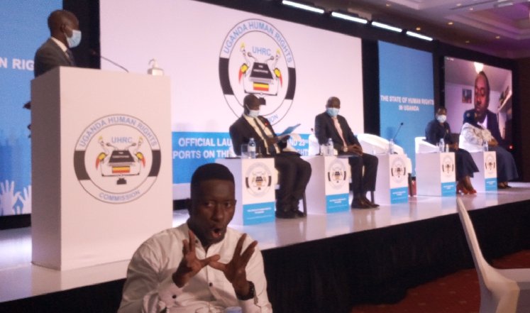 RRightsAfrica's tweet photo. Chapter 7 of the @UHRC_UGANDA 23rd &amp; 24th Annual Reports documents the challenges of #cattlerustling in #Karamoja sub-region.If you kill somebody in the cause of a #cattleraid,you are glorified-@SimonLokodo1.@ckaheru
@UgandaMediaCent
#StandUp4HumanRights https://t.co/o4efmTSk3d