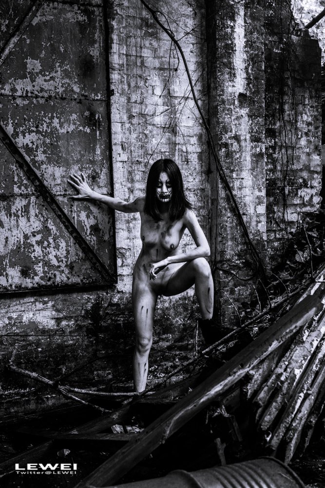 Black Metal(组图1)
#LEWEI #Bondage #广州约拍 #捆绑 #废墟 #BabyArt #ChinaArt #ChinaBondage
各类主题创作拍摄欢迎私我约拍～
投稿：
@Fengsiyuan
@wqganenshi https://t.co/eOh1MBcPsp