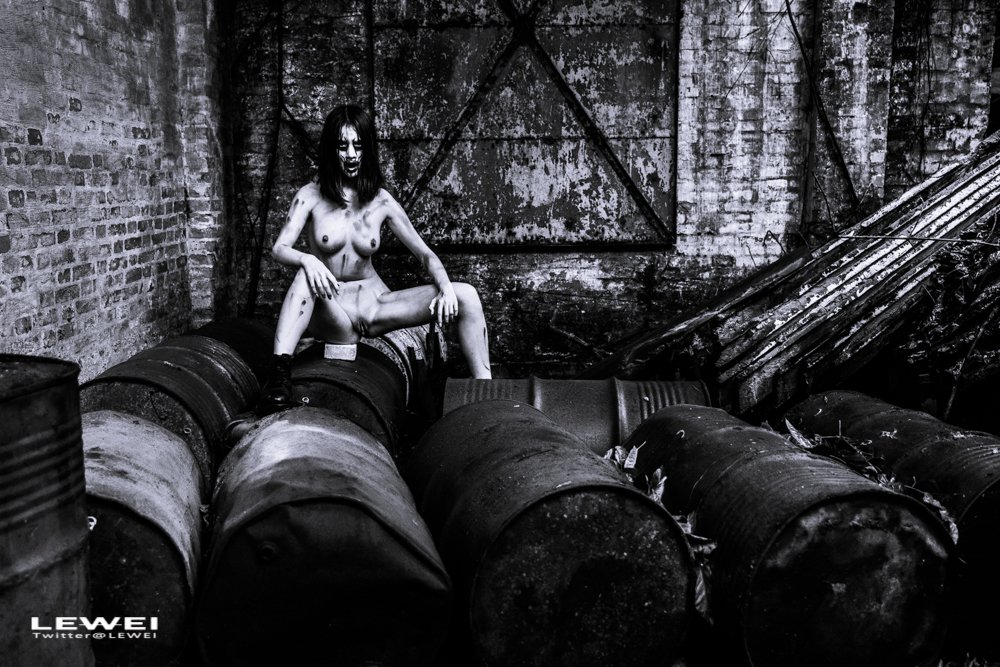 Black Metal(组图1)
#LEWEI #Bondage #广州约拍 #捆绑 #废墟 #BabyArt #ChinaArt #ChinaBondage
各类主题创作拍摄欢迎私我约拍～
投稿：
@Fengsiyuan
@wqganenshi https://t.co/eOh1MBcPsp