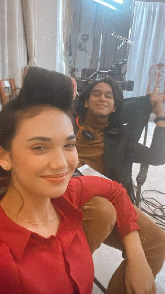 SamudraCinta_'s tweet photo. -Hello Monday-
HUAAAA GEMESSS πβ€
Manis amat senyumnyaaa, itu tangannya ya tolongggg π€§
Cr : haico.vdv
#HelloMemories #HaicoAzof #SunCorn #KawalFajarCornelia https://t.co/Kxh7wlBhag