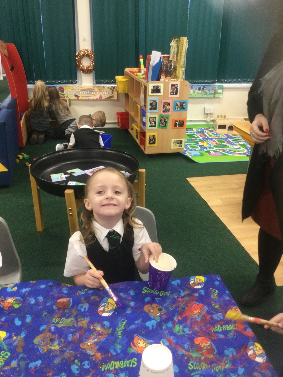 Miss Stewart & R1 (@misslstewart) on Twitter photo Room one had fun painting Christmas bells today. We were learning about the 'b' sound. <a href="/LawmuirPS/">Lawmuir PS</a> Room one had fun painting Christmas bells today. We were learning about the 'b' sound. <a href="/LawmuirPS/">Lawmuir PS</a>
