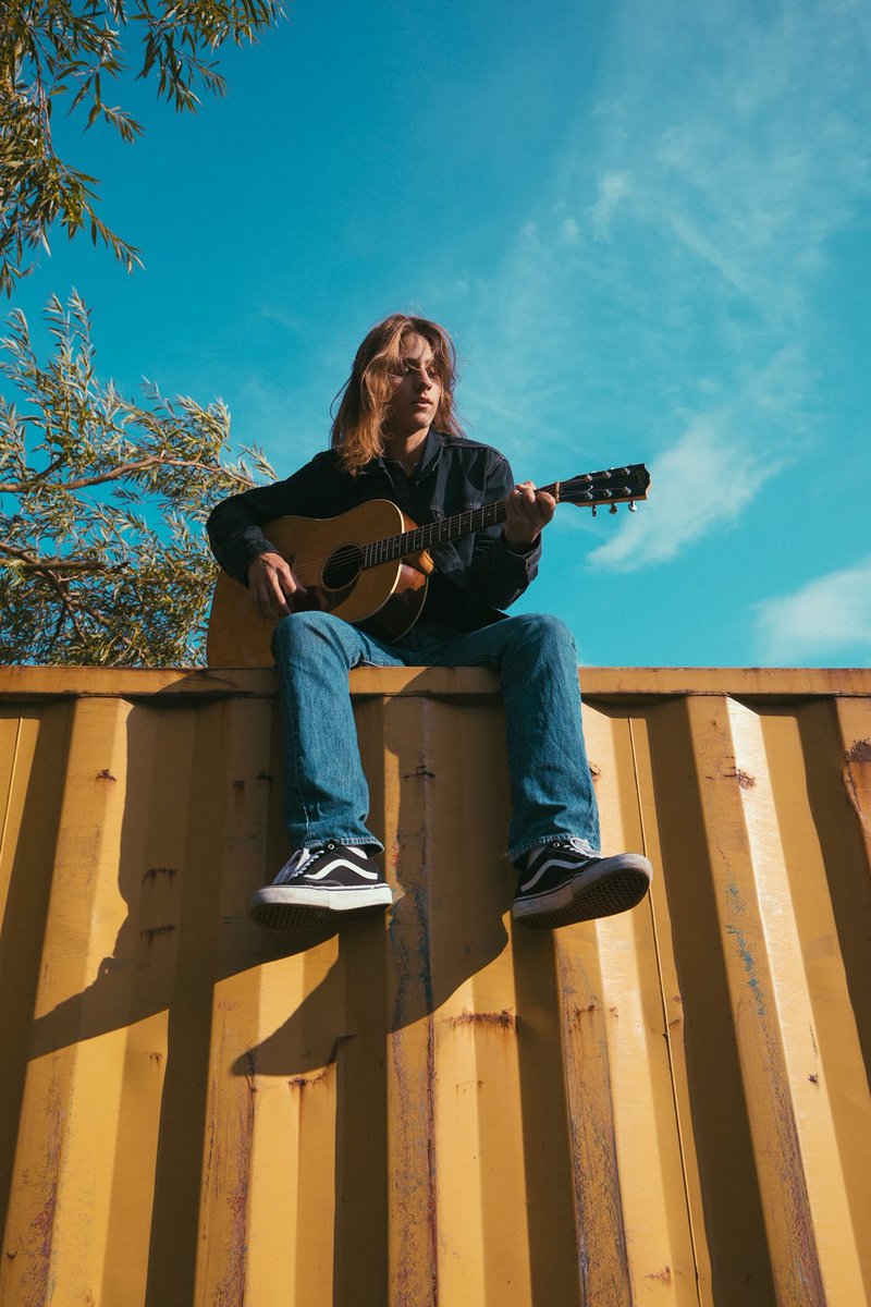 It's the last new music of the year on tonight's <a href="/phoenixfm/">Phoenix FM (we're on 🦋)</a> show plus <a href="/joshgleavesband/">Josh Gleaves Music</a> will be playing live in the studio at 7.
phoenixfm.com