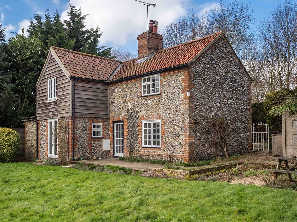 aroundaboutbrit's tweet photo. Based in an idyllic countryside setting in Norfolk, Fransham Farm Holiday Cottages are the ultimate rural retreat.
https://t.co/6wQOnomxN4
#SelfCatering #Holiday #Staycation #Family #Pets #RuralRetreat #CountrysideWalks #LittleFransham #Dereham #Norfolk @FranshamFarm https://t.co/VOEbNVCsZ3