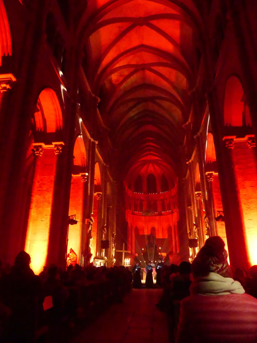MuseeStAntoine's tweet photo. [Noël au  musée]
Retour en images sur ce week-end festif. Le beau temps était au rendez-vous et vous avez été très nombreux à venir à Saint-Antoine-l'Abbaye. Un grand merci!!!
#isère
#museesdepartementauxisere
#alpesishere
#noel
#IlluminationsDeNoel https://t.co/YfxT9vS4Gr