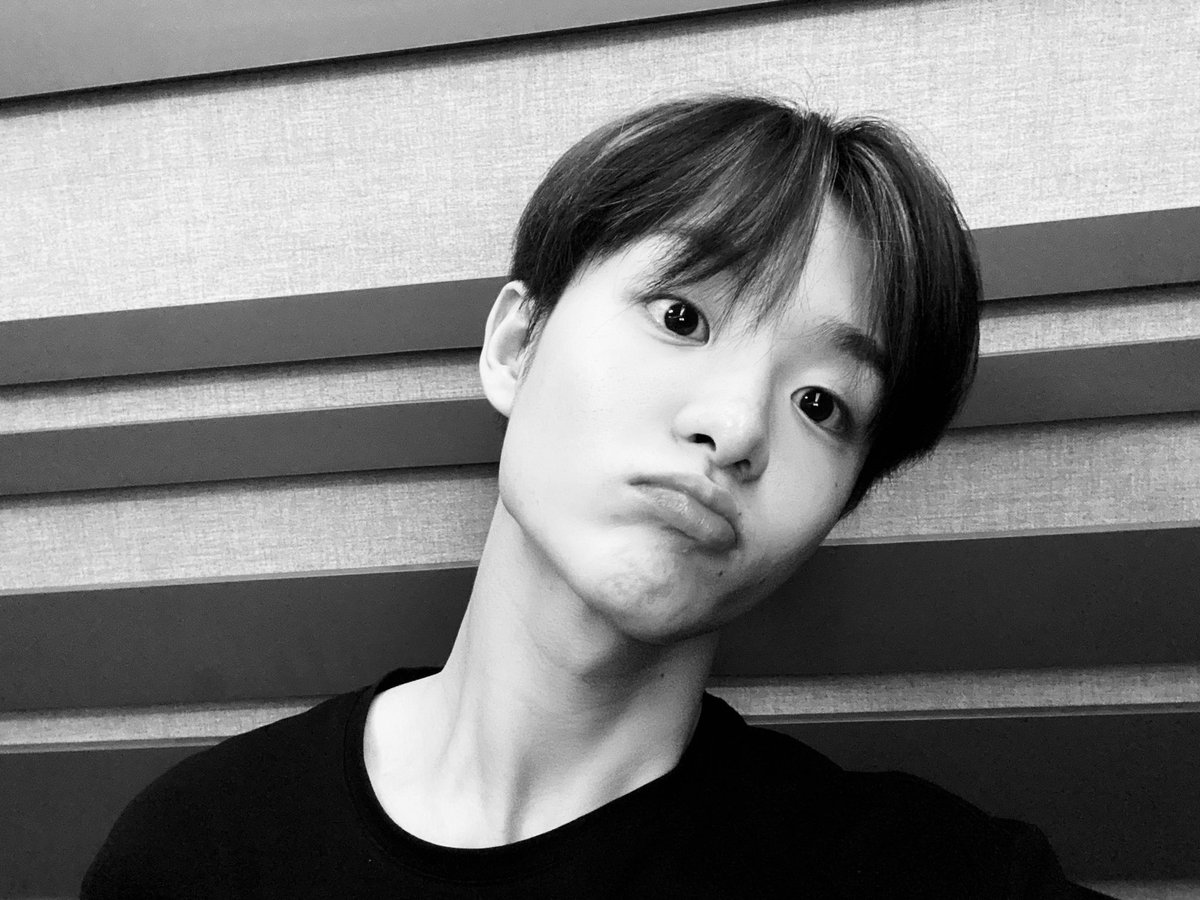 urpjh's tweet photo. BAYI https://t.co/j81WlN4dwm