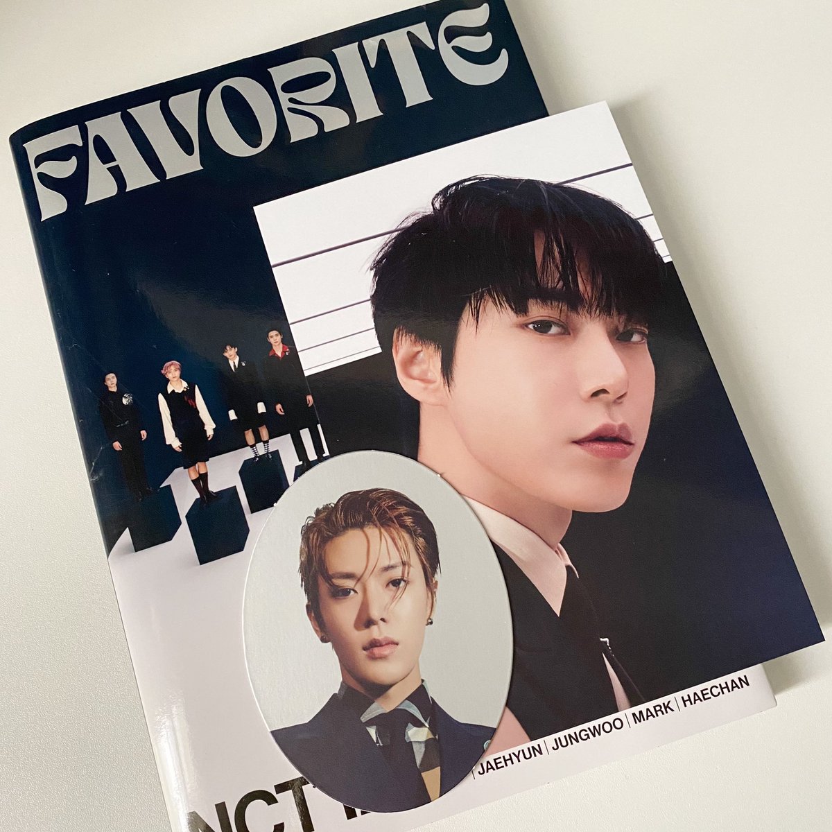 acupoftaro's tweet photo. 🎄 PH ONLY | CHRISTMAS GA 🎄

hi!! am giving away 1 favorite classic ver (unsealed) with doyoung postcard and yuta pendant! mechanics:

- like, rt and follow
- reply:

NCT MY UNIVERSE #NCT_Universe @NCTsmtown

i will be announcing the winner on wed, dec. 15 at 7pm 💚 see u! https://t.co/95XCM2DBvn