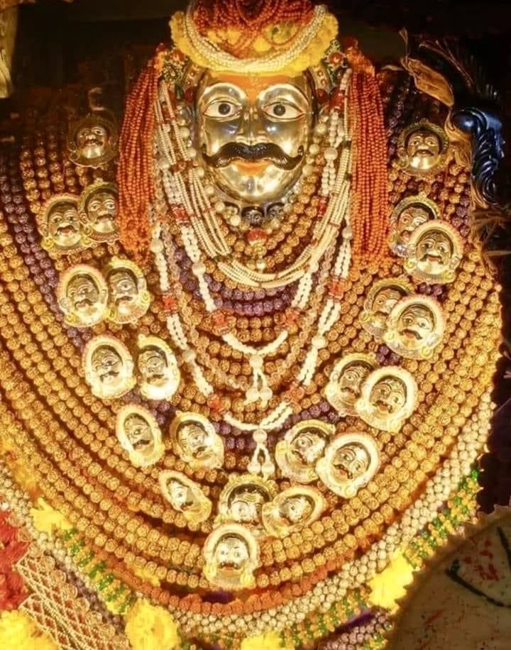 Jayalko1's tweet photo. He who is the guardian of Kashi….

॥ नगर कोतवाल काल भैरव, काशी ॥ https://t.co/QLeTIbHsi4