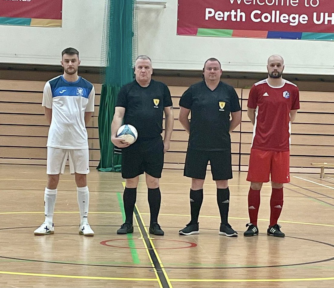 Another <a href="/sfl_superleague/">🏴󠁧󠁢󠁳󠁣󠁴󠁿 SFL Super League 🏴󠁧󠁢󠁳󠁣󠁴󠁿</a> debut last week as Eoin Boylan teamed with Mike Crichton to oversee the match between @FairCitySantos and <a href="/SlovakLads/">tj slovak lads</a> at the @ASWPerthCollege 
Congratulations Eoin 👏🏻

<a href="/ScottishFutsal/">Scottish Futsal</a>