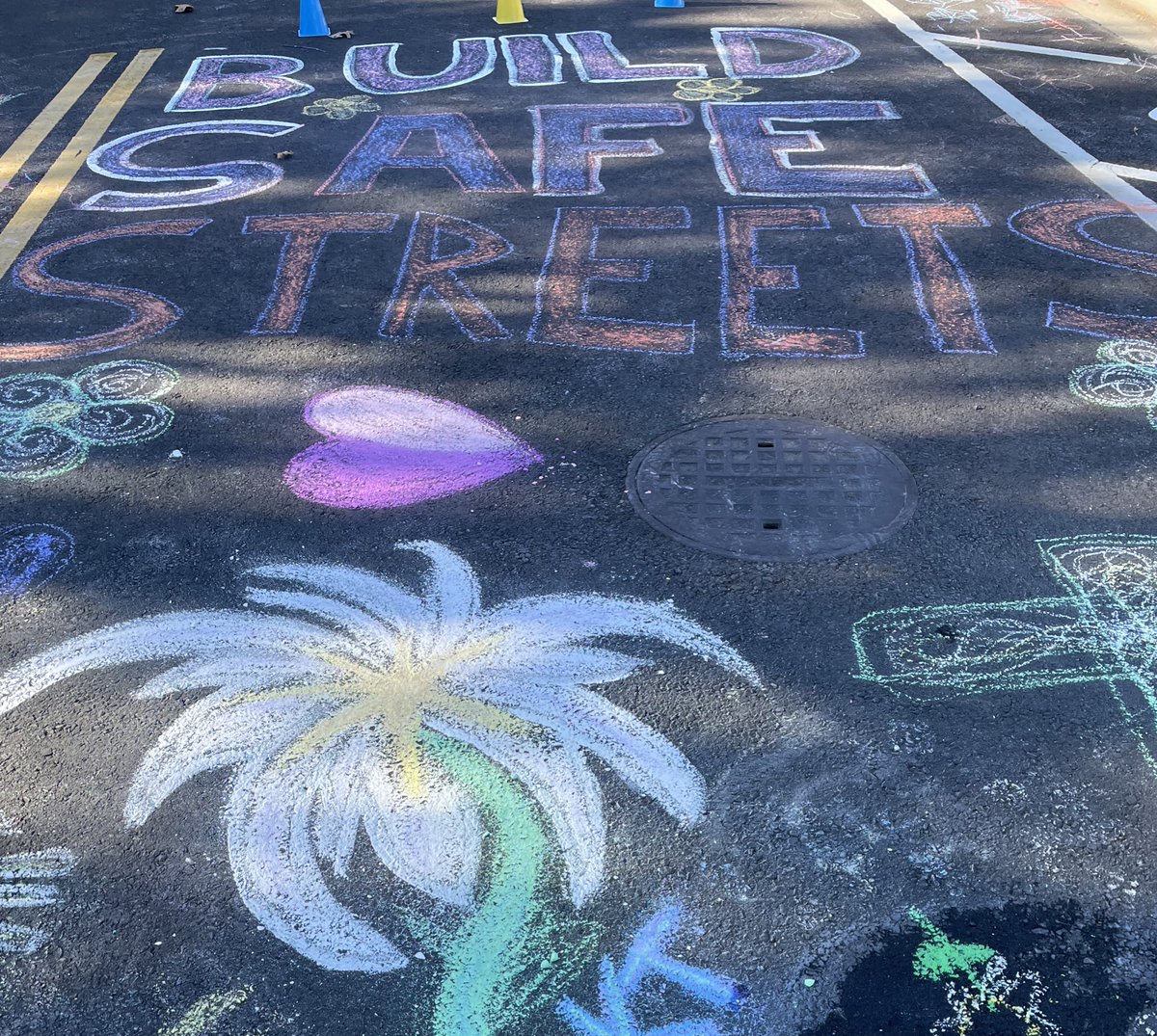 lizcaruth's tweet photo. Allie deserved safe streets. We all deserve safe streets. #DCvisionzero https://t.co/EaFUnapUhR