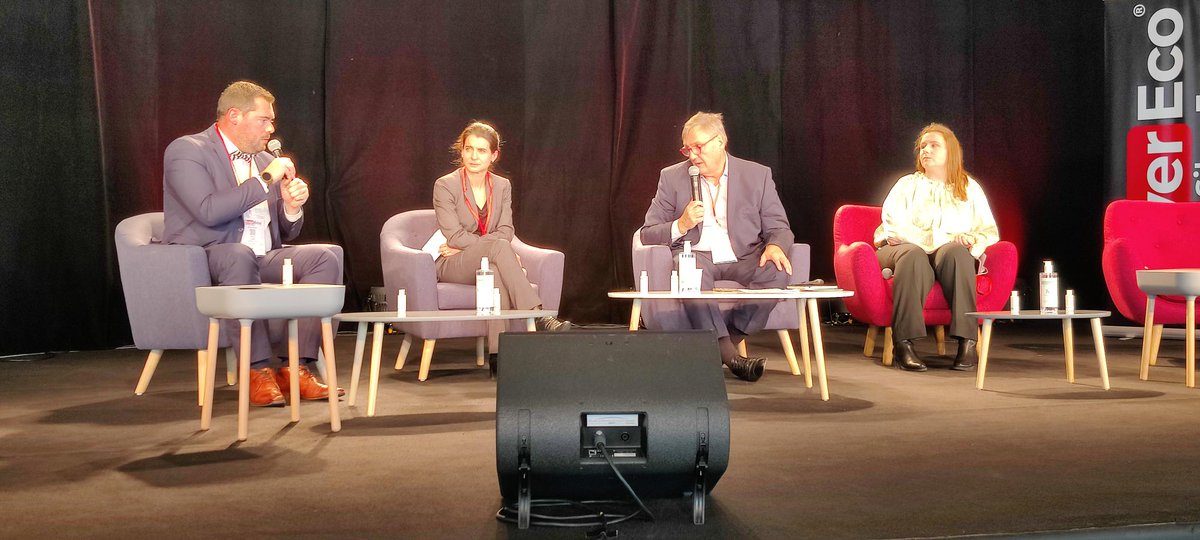 OtioCare's tweet photo. S'interroger sur comment mieux innover en #SilverEconomy fait partie de nos préoccupations fondamentales voilà pourquoi nous participons cet AM à la #tableronde organisée par @SilverEco_Fr 
#WeCare #OtioCare https://t.co/f3rhiGJUDT