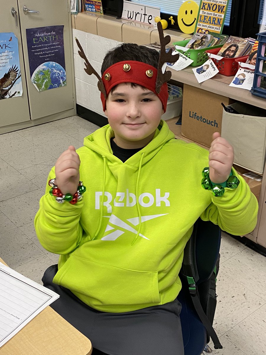 Mrs. Marlow tweet media