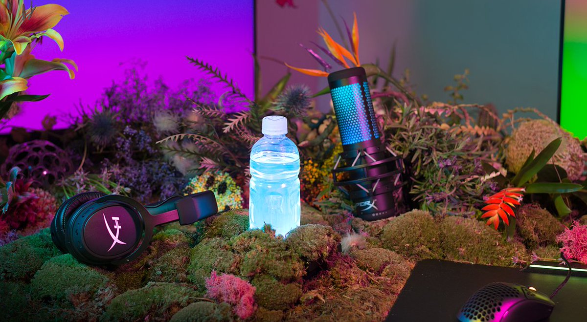 HyperXMENA's tweet image. خمّنوا من تمكّن من تشغيل الفوتوشوب😅🎨

#HyperXMENA
#QuadcastS