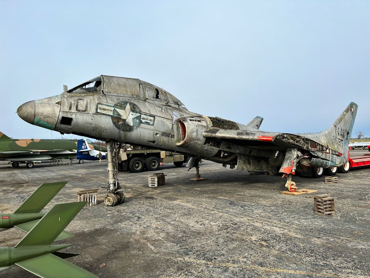 air_maps's tweet photo. F7U-3 Chance-Vought "Cutless" 129685 recently was added to our inventory. 
Called the "Gutless Cutless", "Ensign Eliminator", and the "Praying Mantis". #chancevought #USN #Cutless #Gutless #Vought https://t.co/SGR0nDXpsA