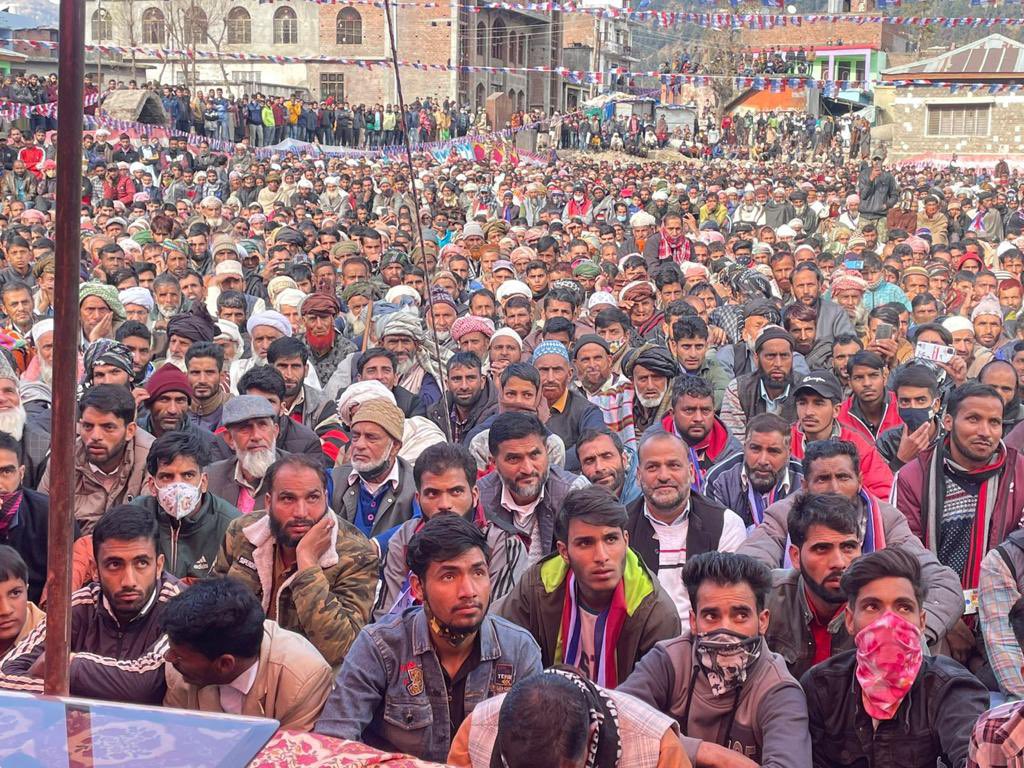 vikrammal22's tweet photo. Mr Altaf Bukhari President JKAP ,addressed a massive public meeting at Kotranka ,organised by Ch Zulfikar, V President JKAP.I also attended and addressed the same https://t.co/HnmlsWGIsP