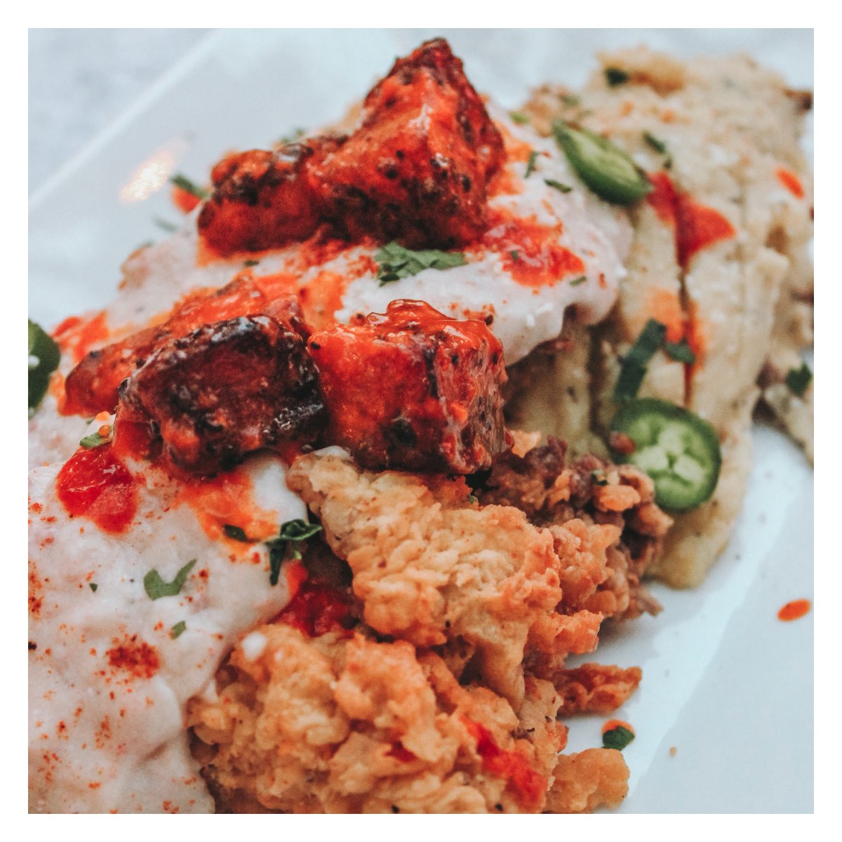 OAKDBBQ's tweet photo. Up close and personal with our CHICKEN FRIED STEAK. Mondays only. Limited supply, get in line so you don't miss out! $𝟮𝟬 𝗪𝗮𝗴𝘆𝘂 𝗧𝗲𝗻𝗱𝗲𝗿𝗹𝗼𝗶𝗻 𝗖𝗙𝗦 𝘄𝗶𝘁𝗵 𝗪𝗮𝗴𝘆𝘂 𝗝𝗮𝗹𝗮𝗽𝗲𝗻̃𝗼 𝗦𝗮𝘂𝘀𝗮𝗴𝗲 𝗚𝗿𝗮𝘃𝘆 𝗮𝗻𝗱 𝗕𝘂𝗿𝗻𝘁 𝗘𝗻𝗱 𝗕𝗮𝗰𝗼𝗻 𝗕𝗶𝘁𝘀 https://t.co/lAQekn6D7C