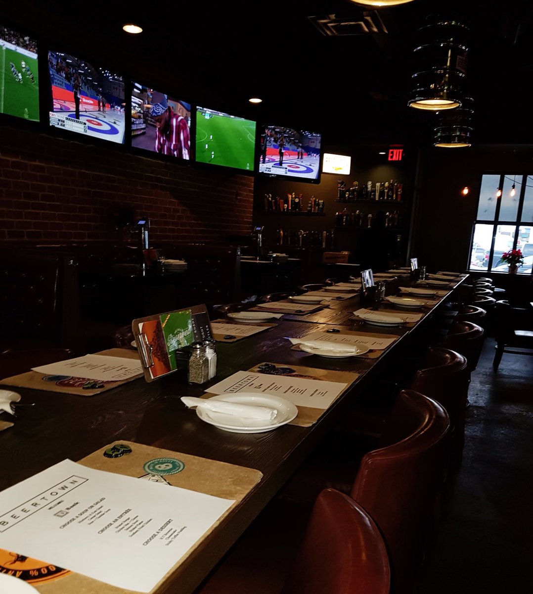 Just over two weeks until the big holiday - have you planned your party yet? We'll be happy to have you! 🍻 
#beertownpublic #holidayparty #drinklocal #supportlocal #beertowncambridge #ontariocraftbrews