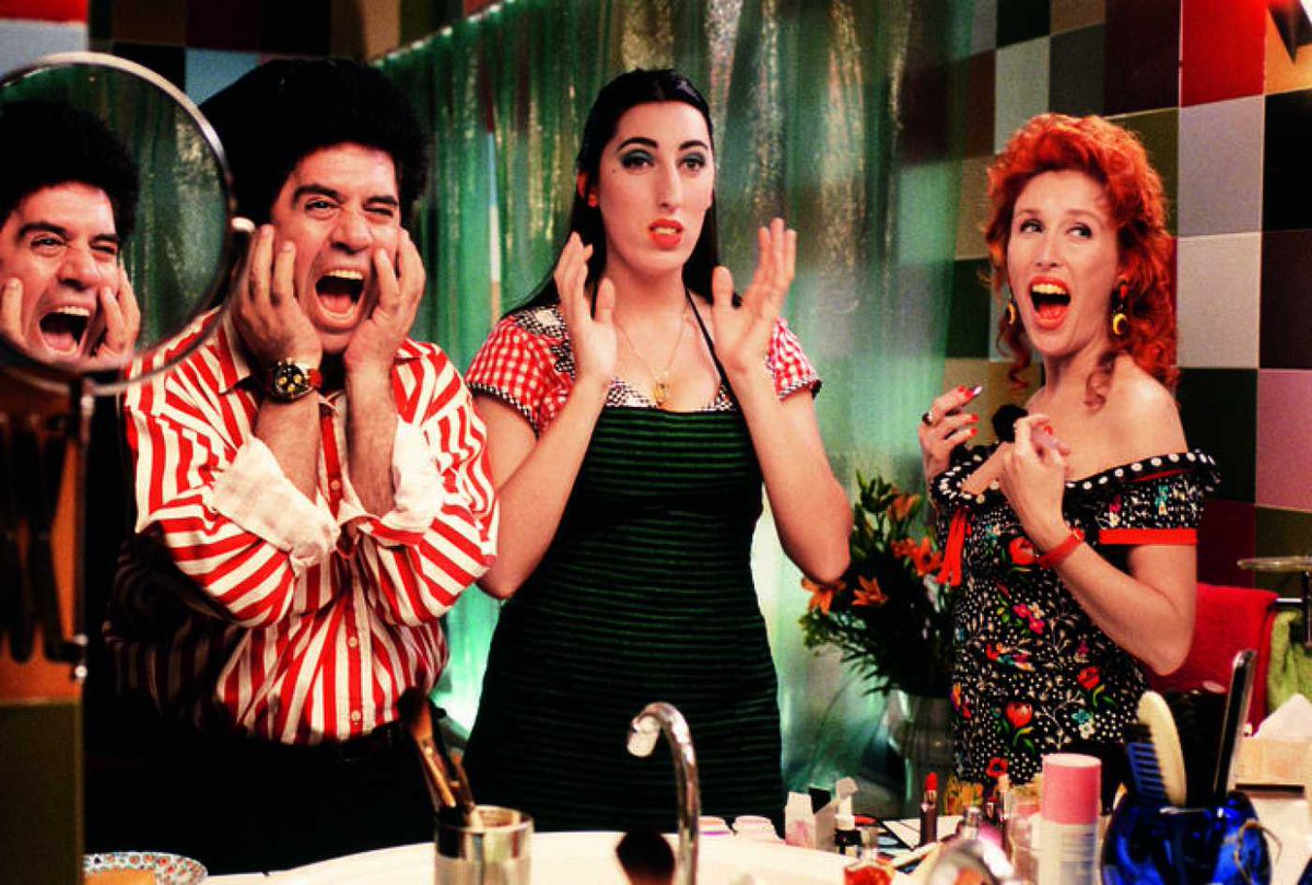 Lost In Film on Twitter: "Pedro Almodóvar with Rossy de Palma and Verónica  Forqué on the set of 'Kika' (1993) https://t.co/TOd9SFzcs3" / Twitter