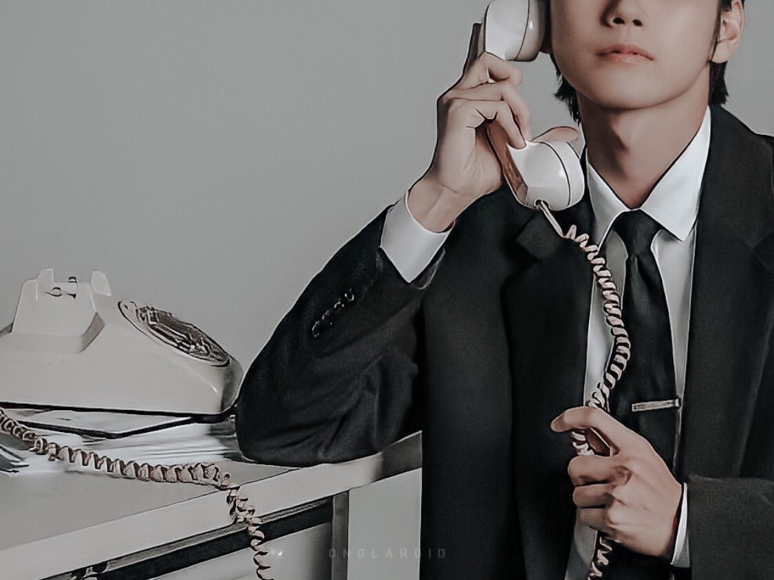 ONGLAROID's tweet photo. detective.

#ONGSEONGWU #옹성우 #邕圣祐 #オンソンウ #องซองอู https://t.co/dD7k6H0U8g