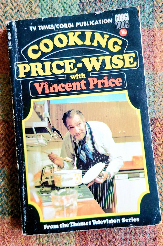 KeepCalmFannyOn's tweet photo. I'm a little bit obsessed with Vincent Price's series of television cooking programmes from 1971 - if you think Fanny Cradock's programmes are bonkers, you should see these! I've heard that they are now available free to view in the @BFI Mediateque for those in or near London 🤩 https://t.co/n9tTjBfho0