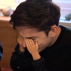 ku kira christ oppa baik tau nya sama aja kek lyn cih