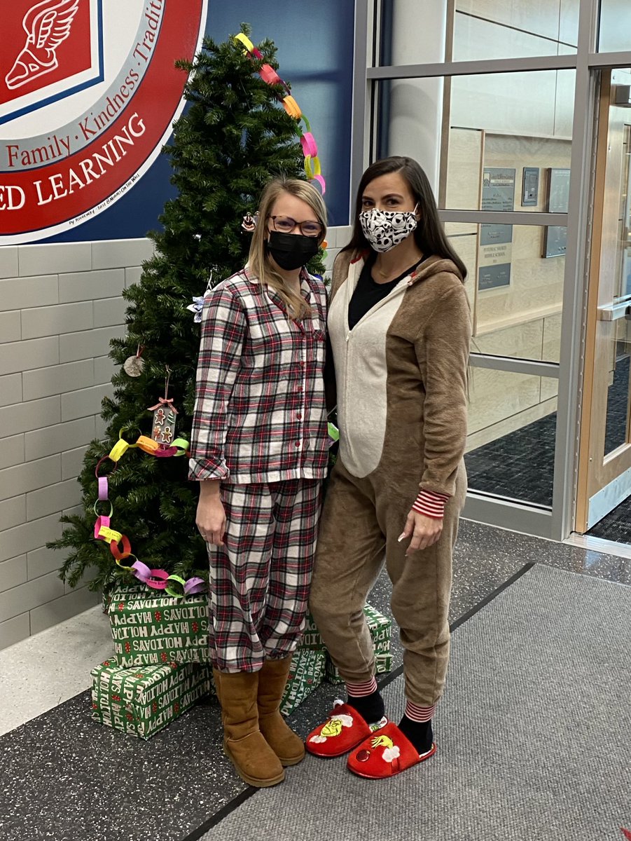 HAPPY PAJAMA DAY 🎄 <a href="/MonicaSylor/">Monica Sylor</a> 
<a href="/ShoresMiddle/">Potomac Shores Middle School</a>