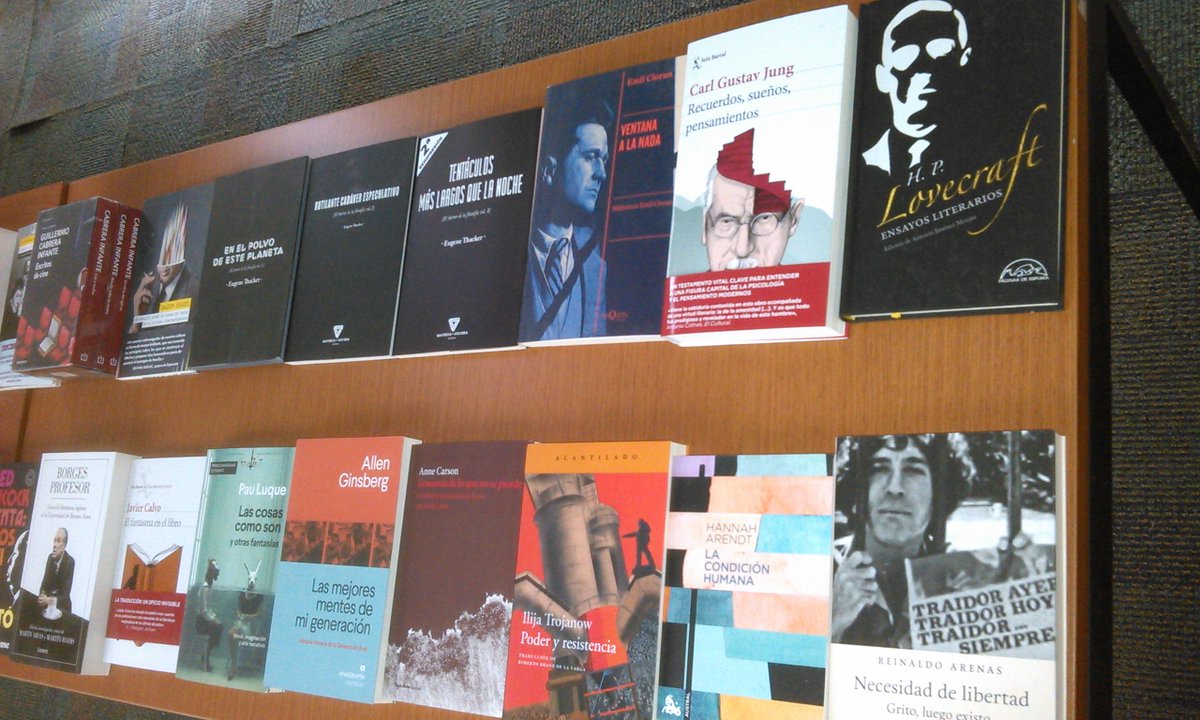 librosinsomnia's tweet photo. Hoy nace el nuevo proyecto @librosinsomnia desde los espacios de @Poeteca1 - Los esperamos! https://t.co/KrAaqHsXUd