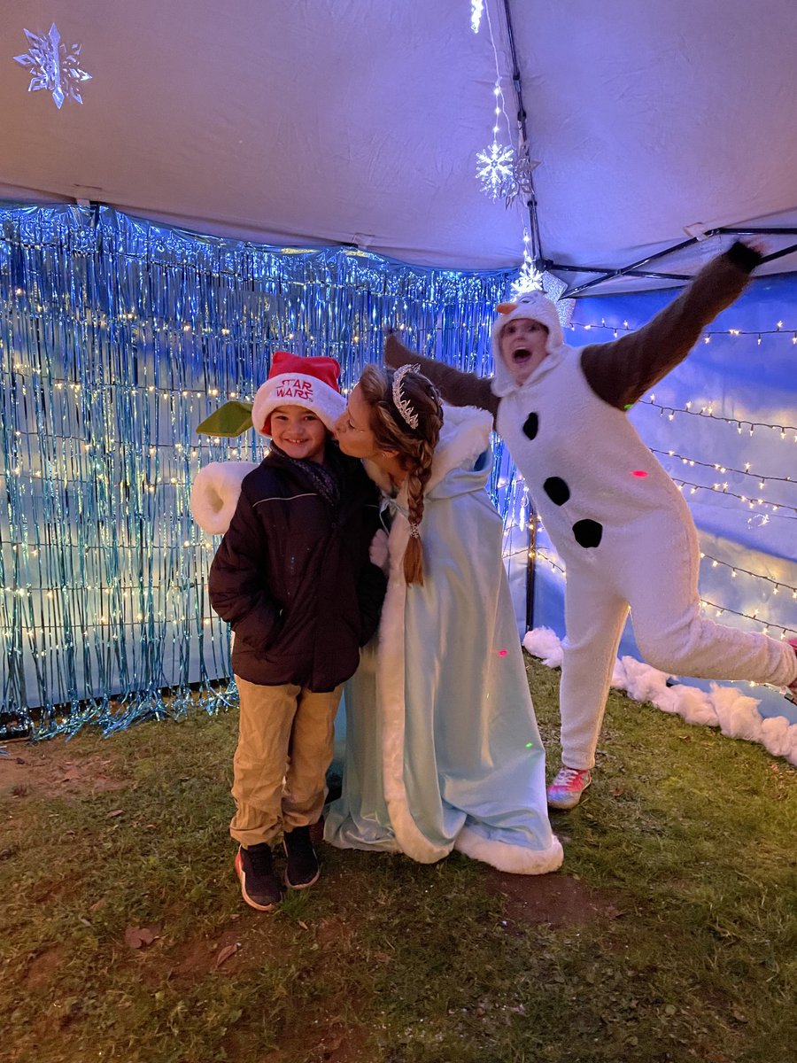 An Amazing night at The RB Primary Winter Festival!! 🎄❄️ ⁦<a href="/rbpsEAGLES/">Red Bank Primary</a>⁩ #RBBisBIA