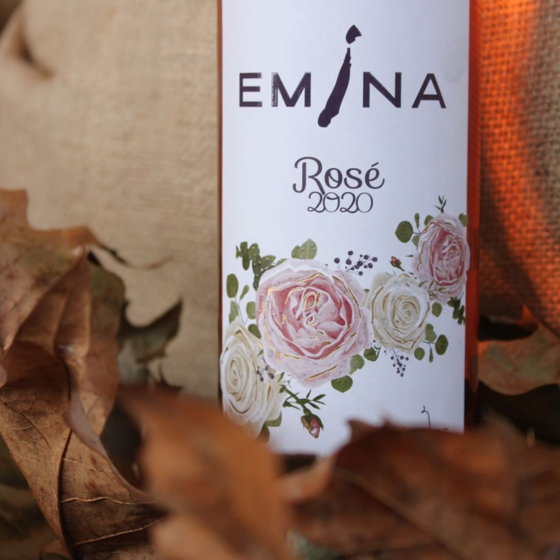 eminawines's tweet photo. La vida es de los valientes. 
@cadimadistribuciones https://t.co/e4O013Bhtx