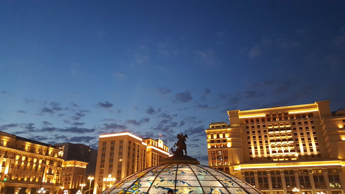 tours_in_russia's tweet photo. Let's remember Moscow at night in summer. A delightfully beautiful city at night

#Russia #Moscow #tourism #tour #travel #night https://t.co/WViZpRKwNg